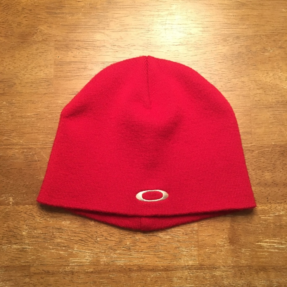 Oakley Men's Fine Knit Beanie - Red